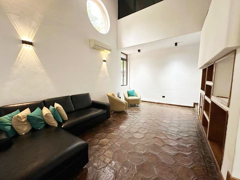 Beautifull Townhouse in Conj. Res. Las Lajas. Naguanagua